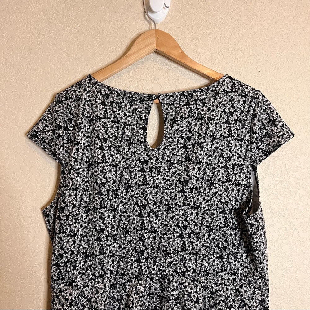 Hot Topic Skater Dress Cap Sleeves Size 3X - Picture 9 of 9
